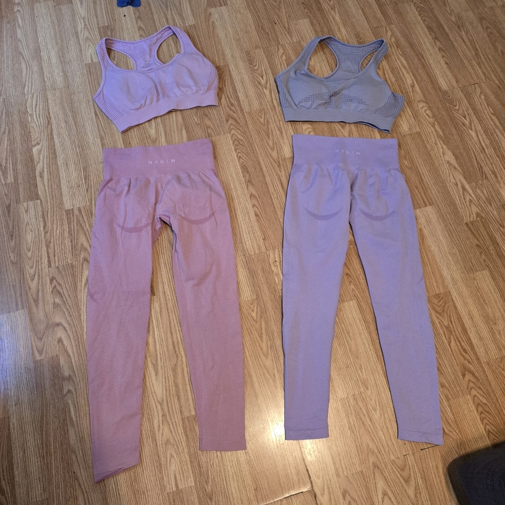 Nvgtn 2 bras and 2 leggings medium
